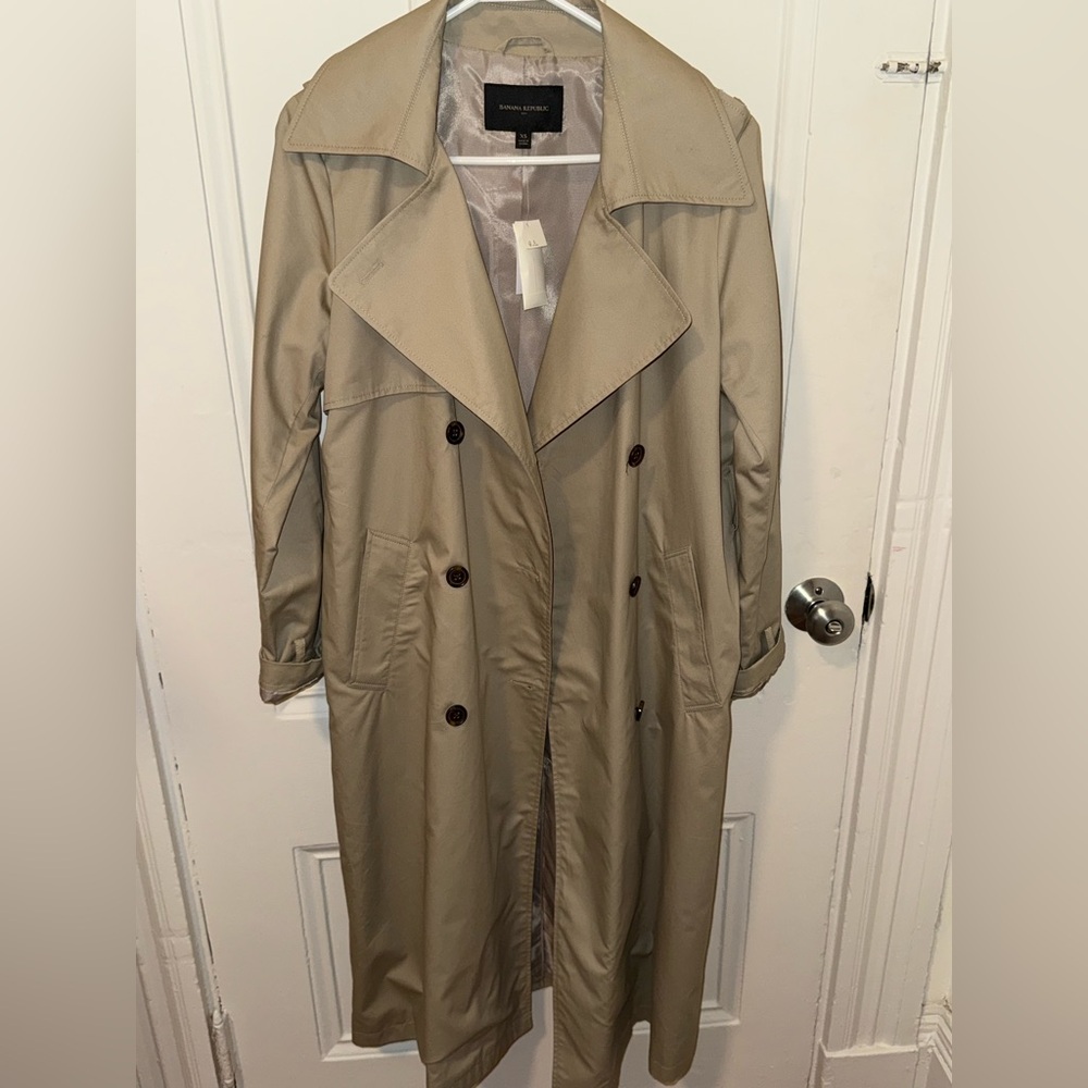 Banana Republic Tan Double-Breasted Trench Coat